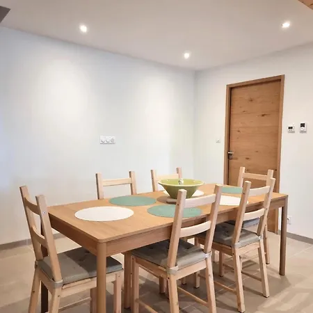 L'ecole Buissonnière De Mazalibrand Appartement *